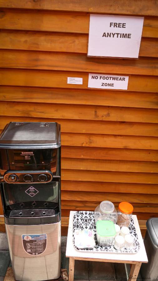 Mandalika Queen Hostel Kuta  Zewnętrze zdjęcie