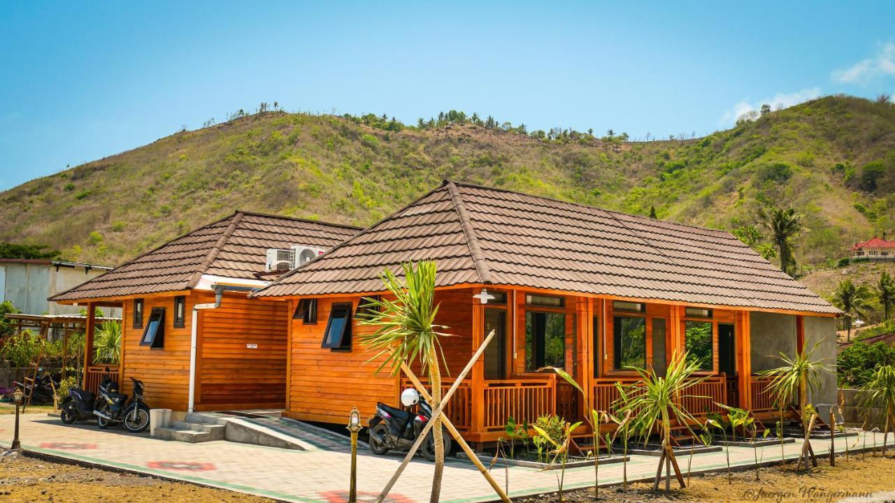 Mandalika Queen Hostel Kuta  Zewnętrze zdjęcie